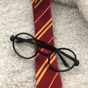 Gryffindor Harry Potter Tie with Glasses